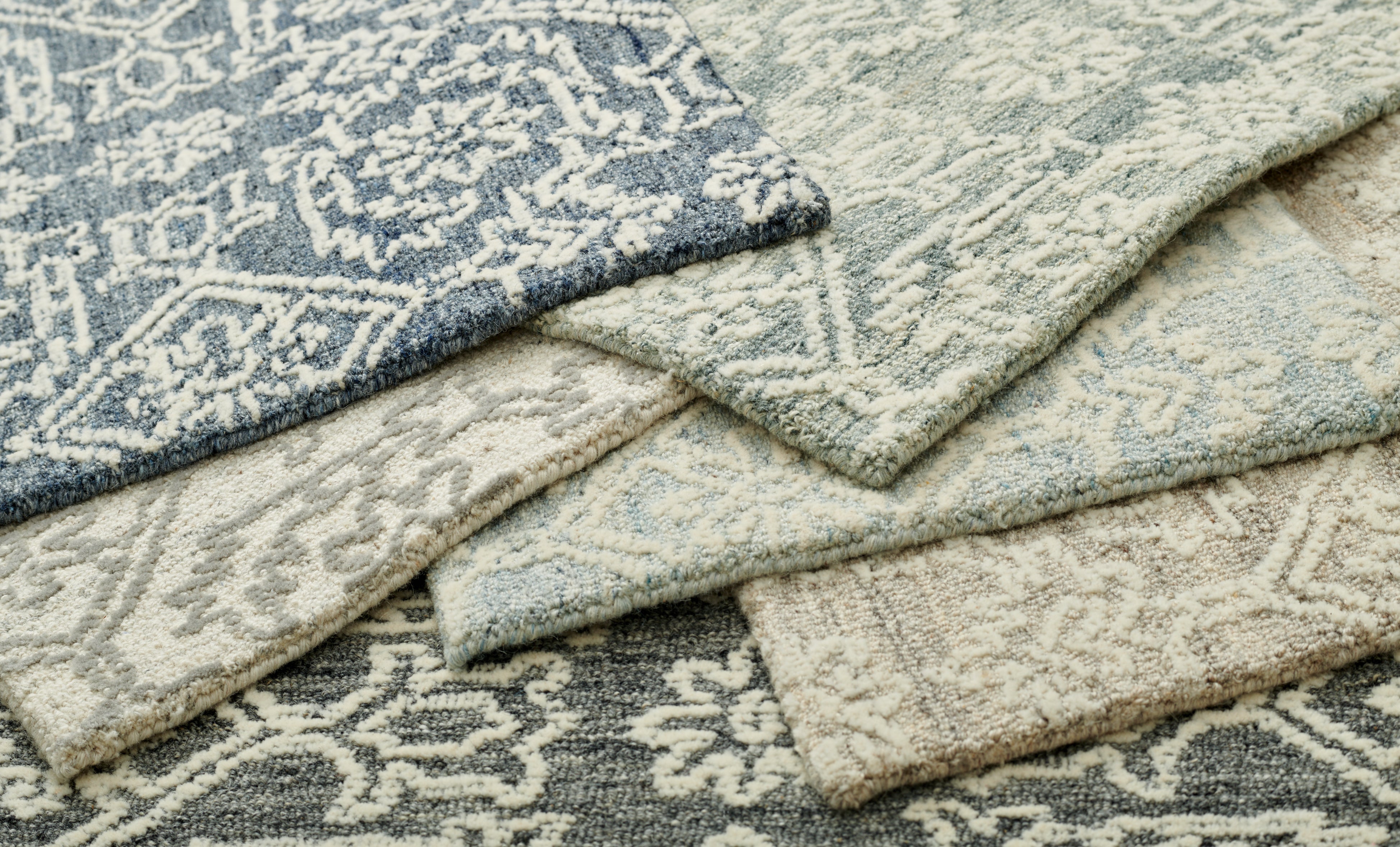 Grandeur Lace - Ash - LuxCut Carpet