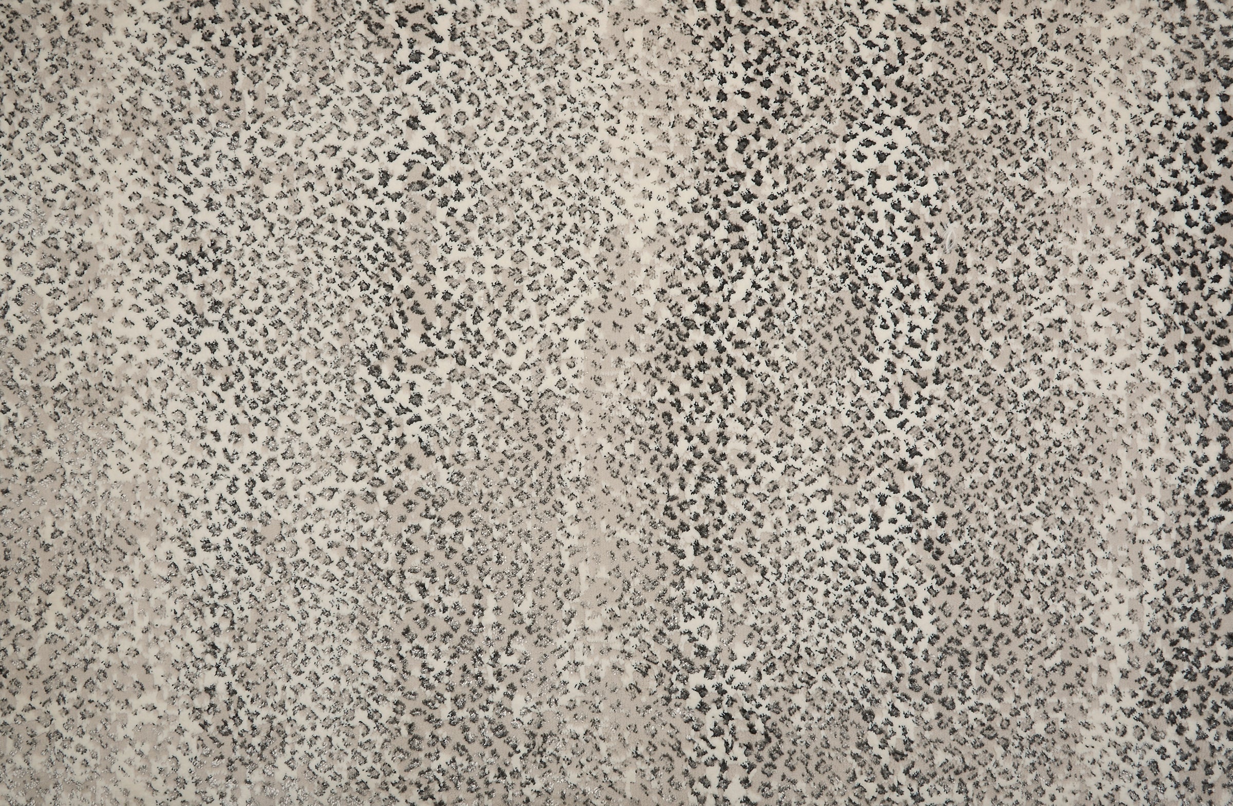 Amur - Champagne - LuxCut Carpet