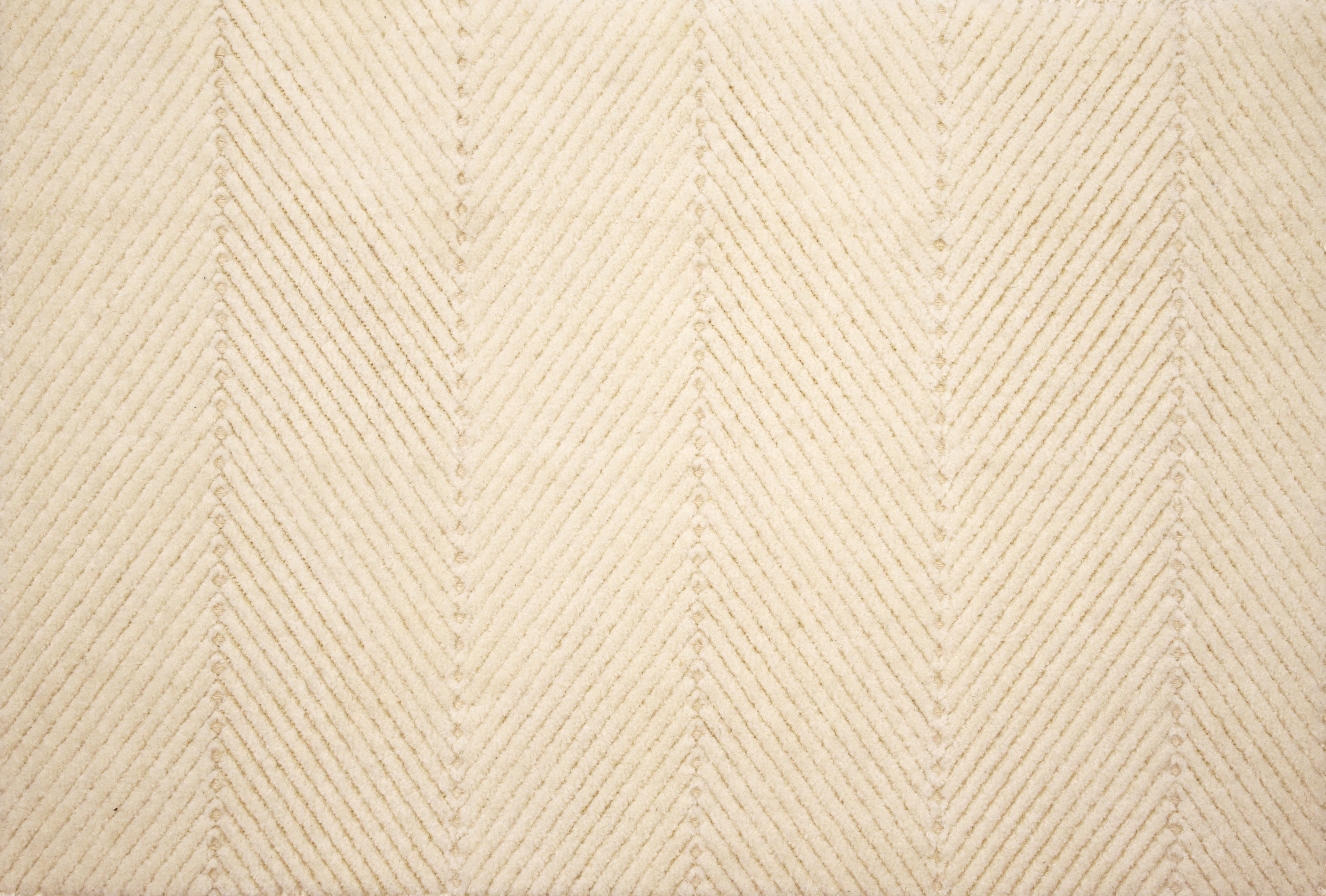 Brocade - Alabaster - LuxCut Carpet