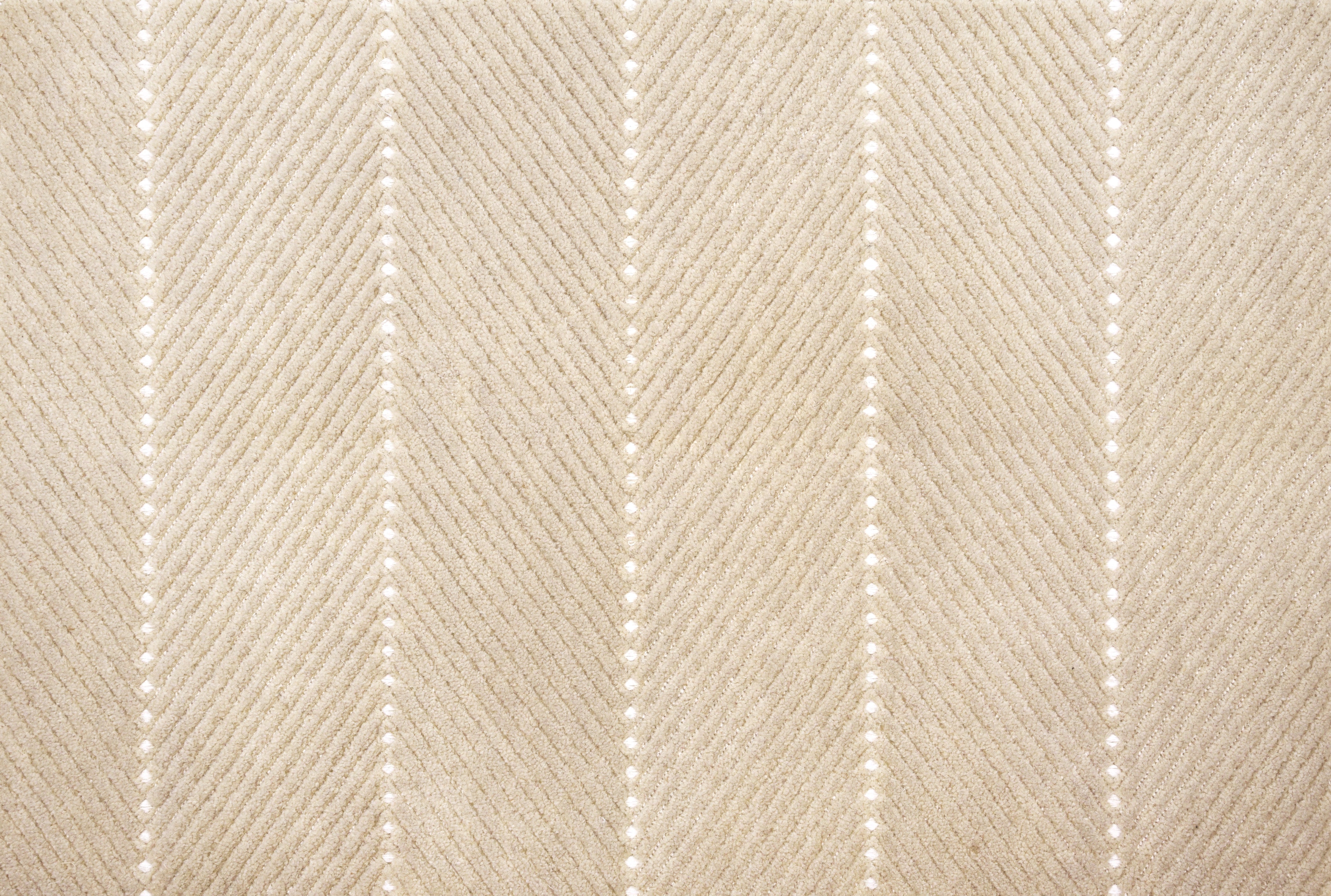 Brocade - Alabaster - LuxCut Carpet