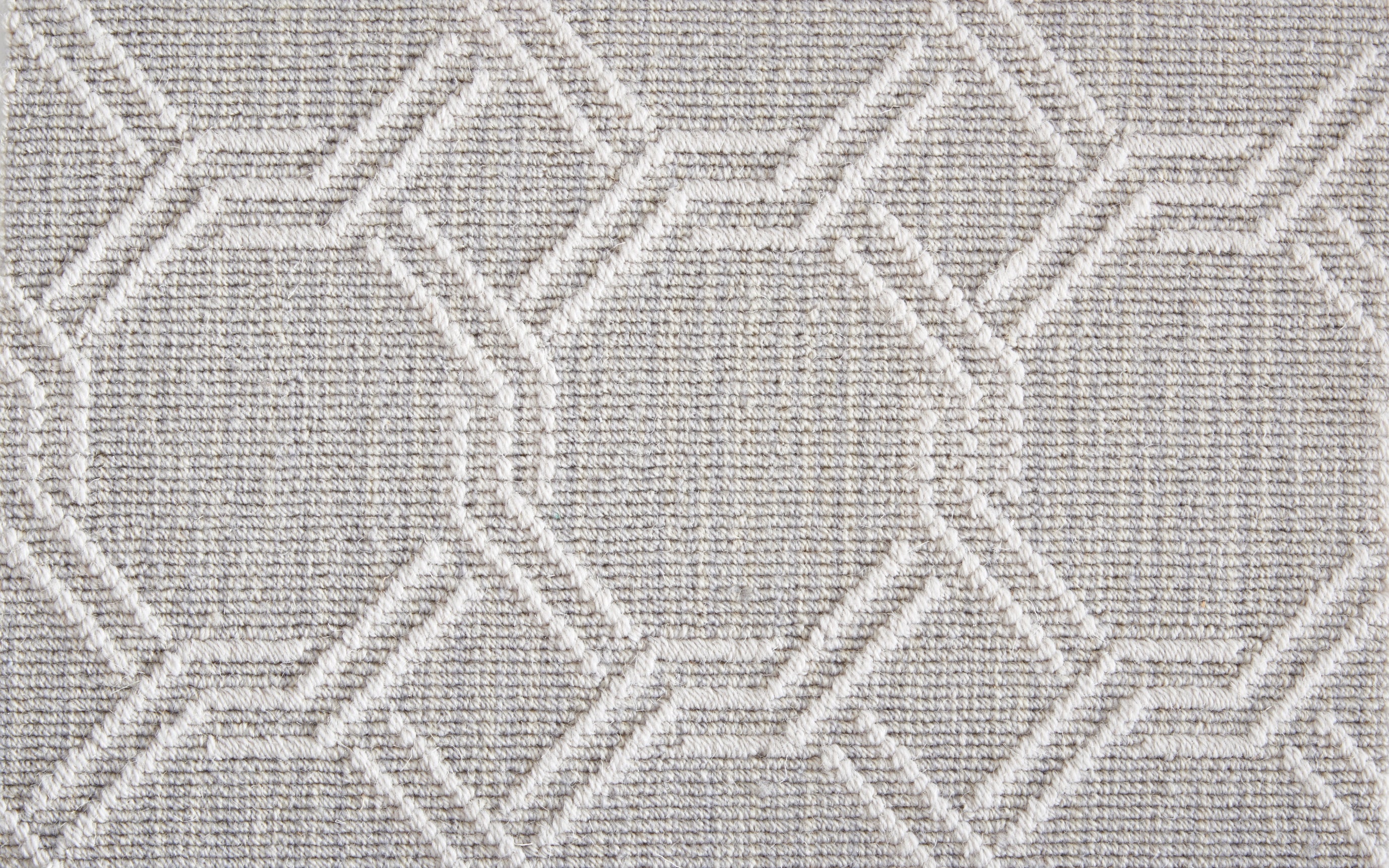 Clinton - Sandstone - LuxCut Carpet