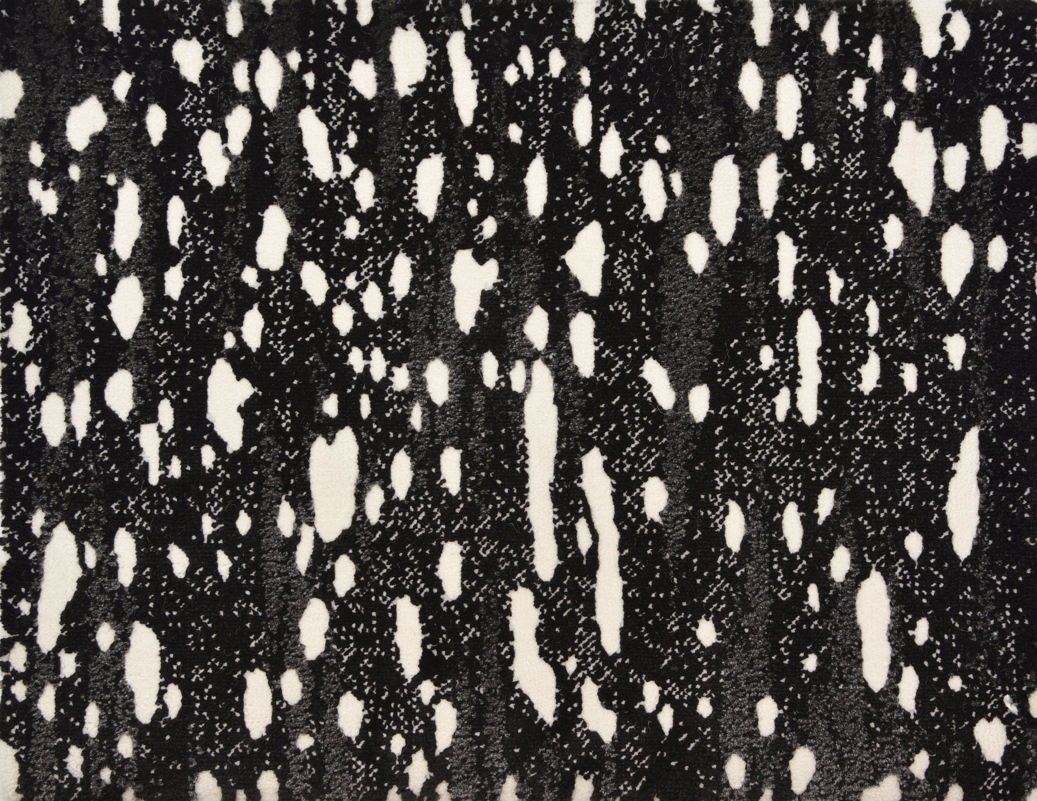 Cece - Panda - LuxCut Carpet