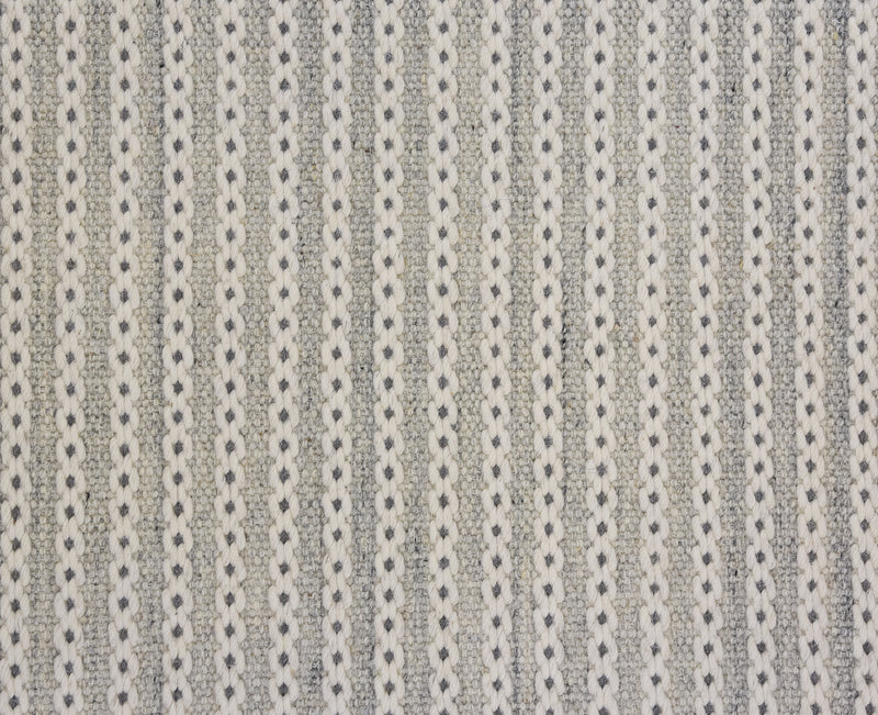 Chain Stitch - Winter Wheat - LuxCut Carpet