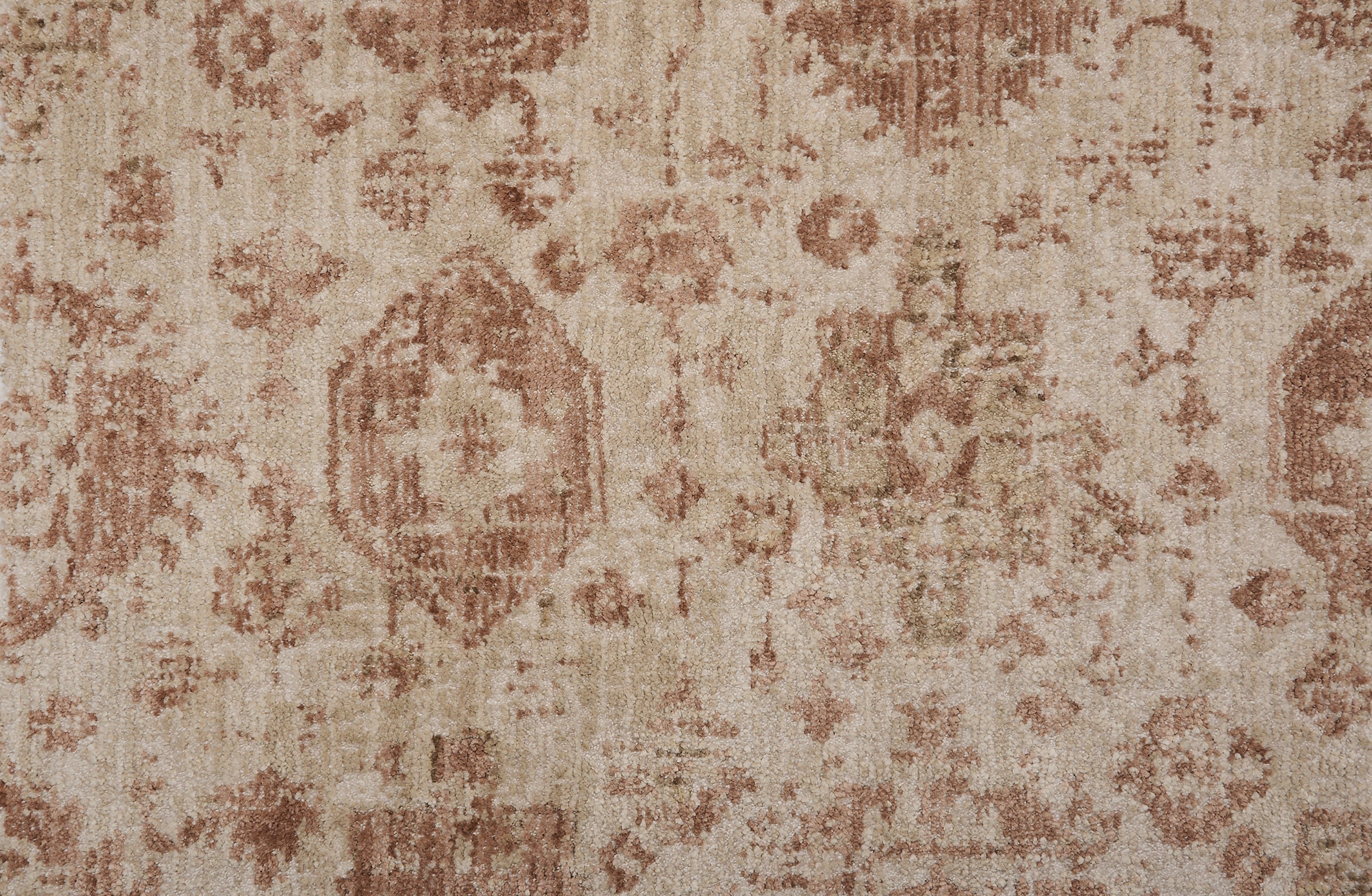 Chambord - Antique - LuxCut Carpet