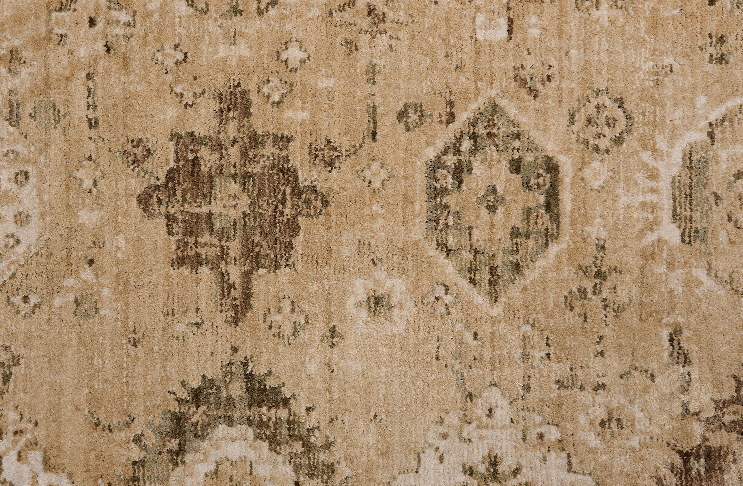 Chambord - Antique - LuxCut Carpet