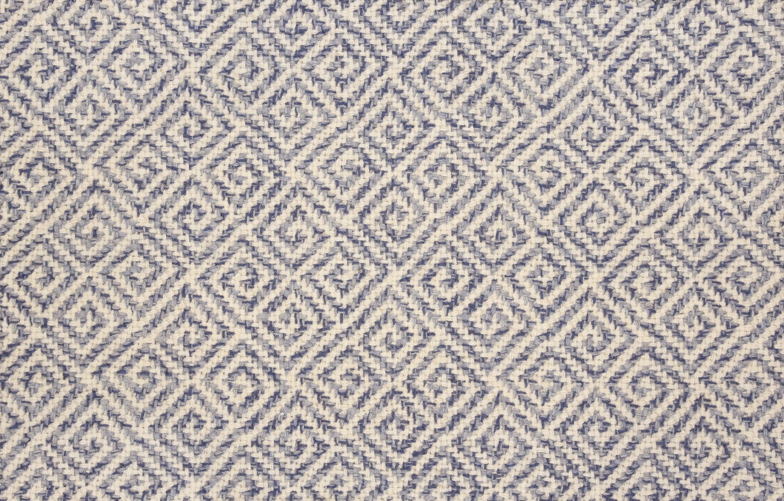 Classic Key - Cirrus - LuxCut Carpet