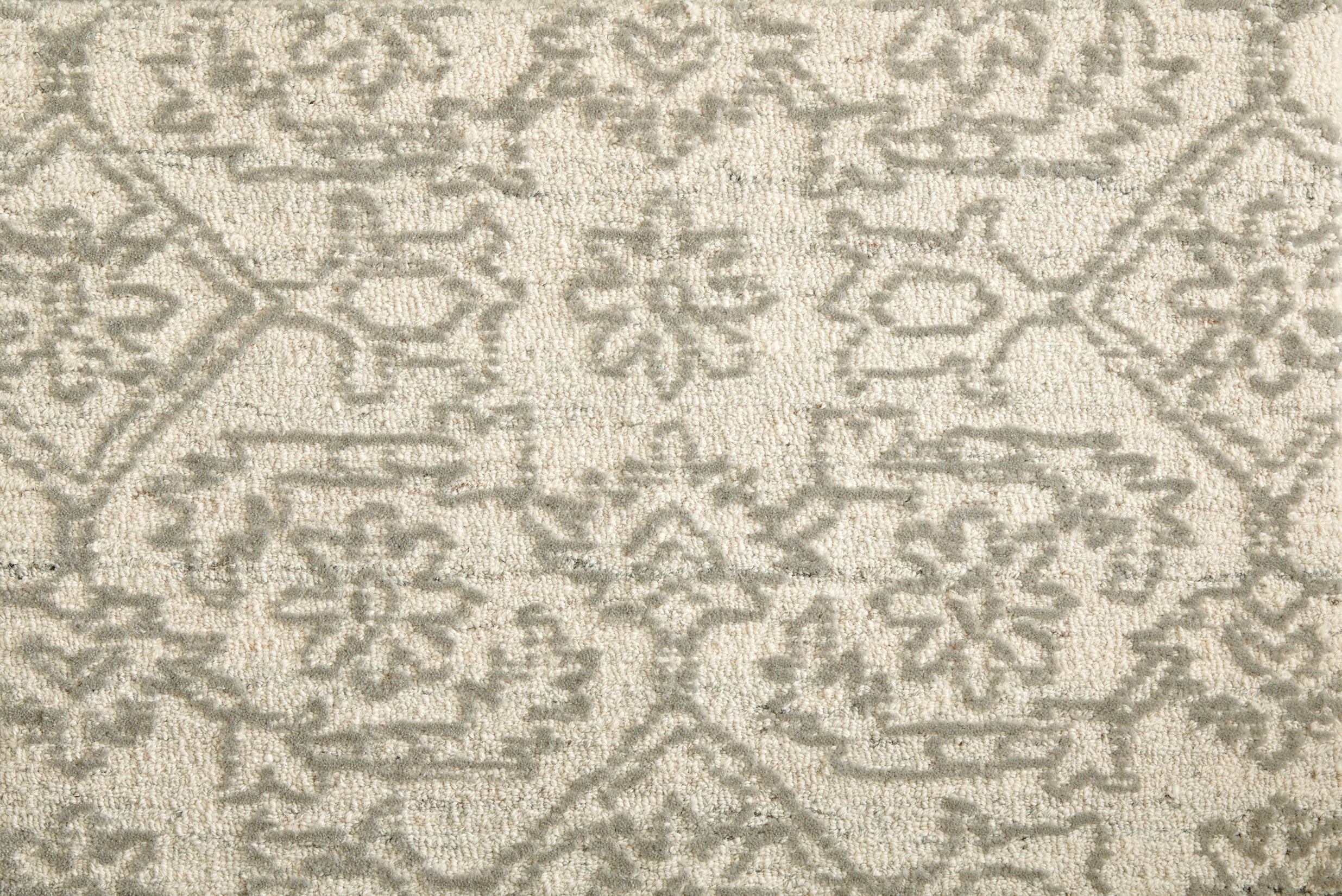 Grandeur Lace - Ash - LuxCut Carpet